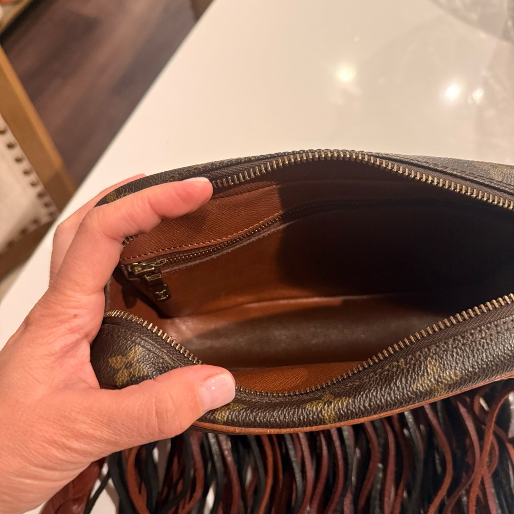 Luxury Brown and Black Fringe Crossbody Bag - Picture 3 of 8